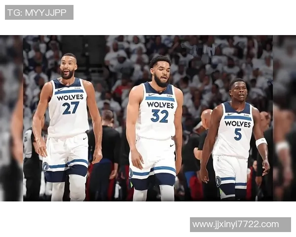 勇士与森林狼激战11月3日NBA赛场精彩瞬间回顾与分析